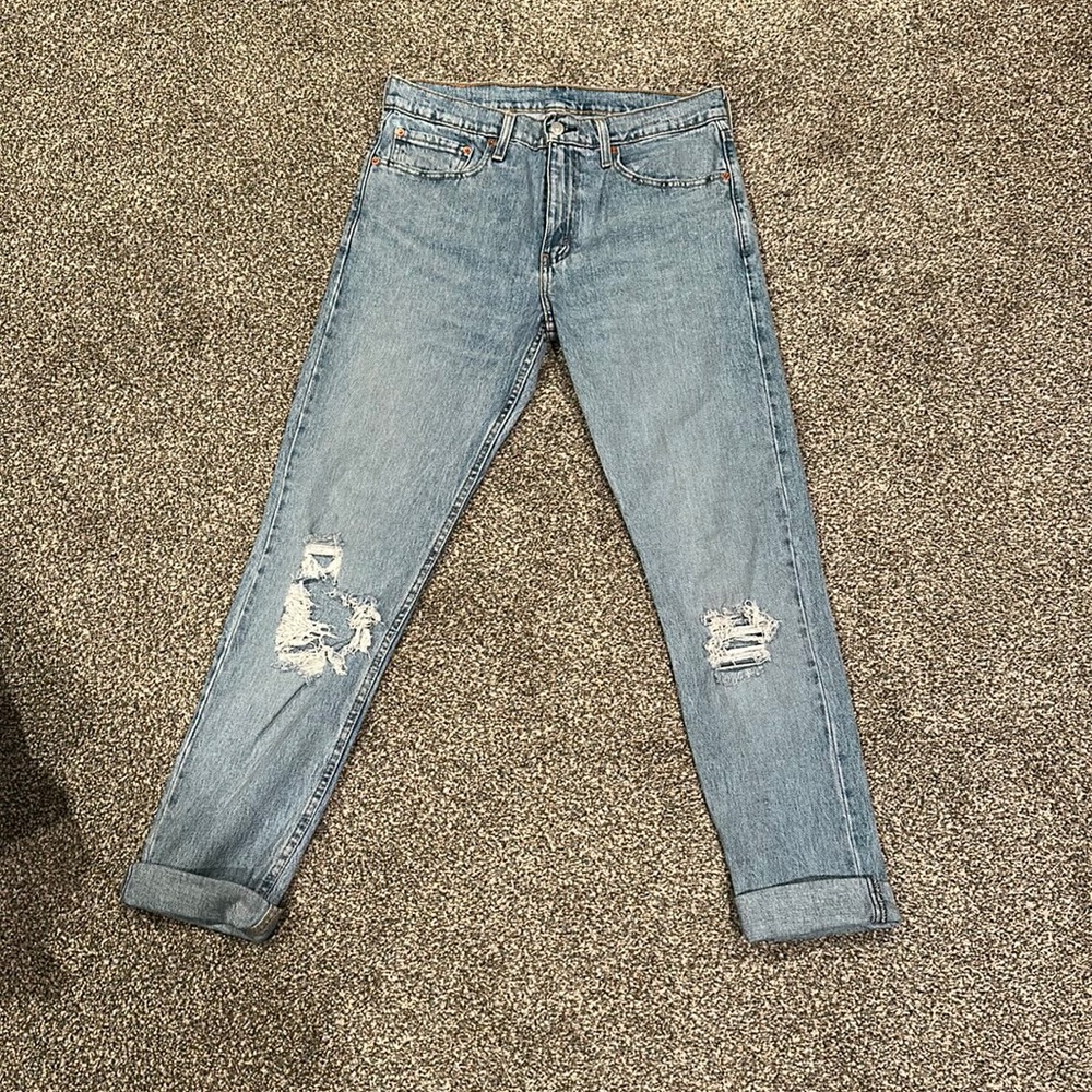 Levi Strauss Distressed Denim jeans 32x32